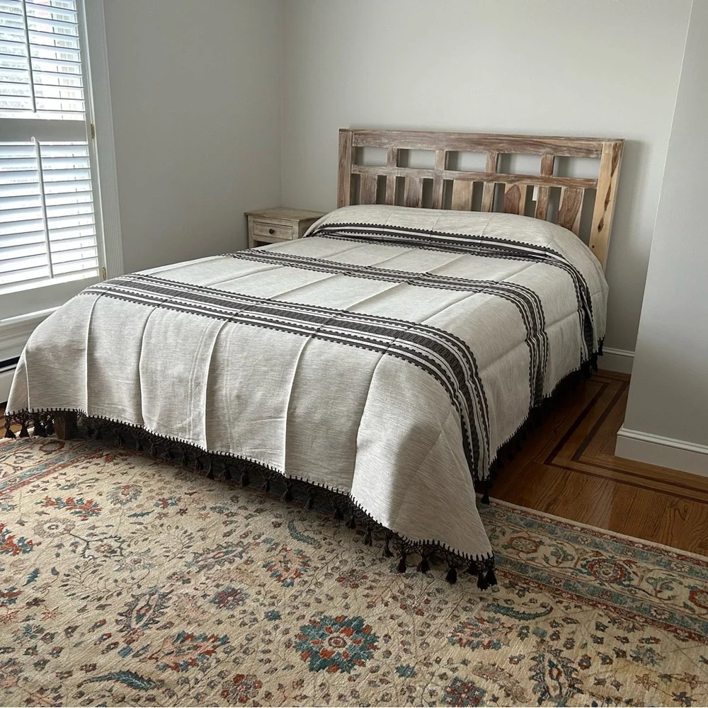 Hand Loom  Queen Size Cotton Bedspread.